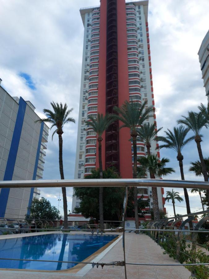 Benidorm, Las Damas, Primera Linea De Playa De Levante Bagian luar foto